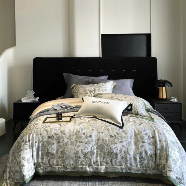 Lá Biếc Hoa Xuân